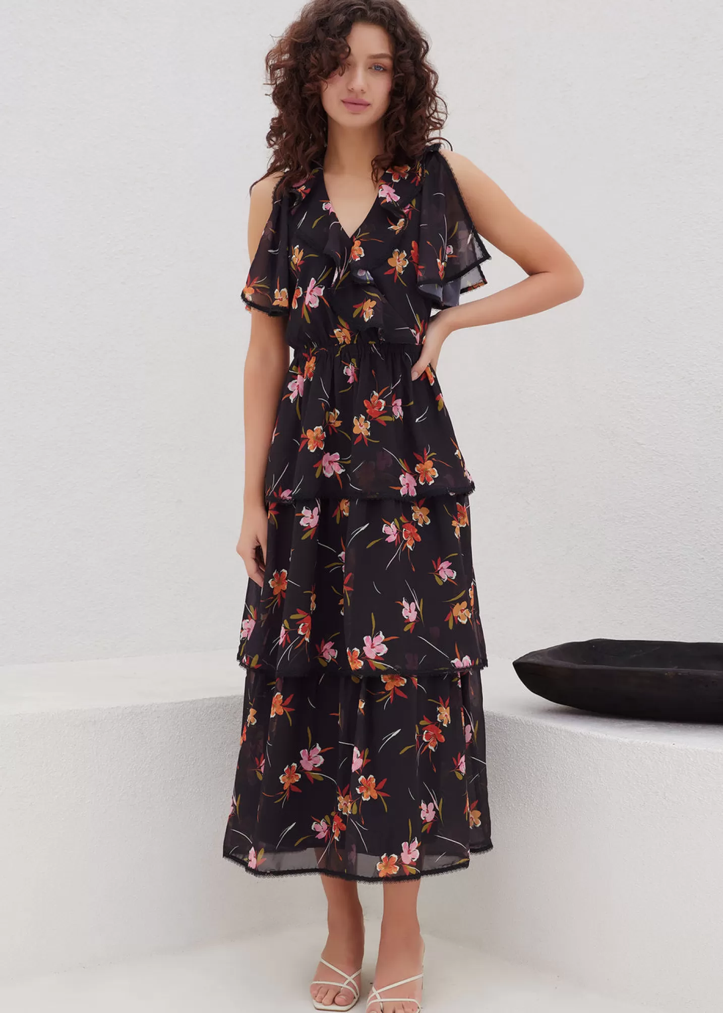 Lost + Wander Dresses*Beachy Oasis Maxi Dress BLACK-MULTI-FLORAL