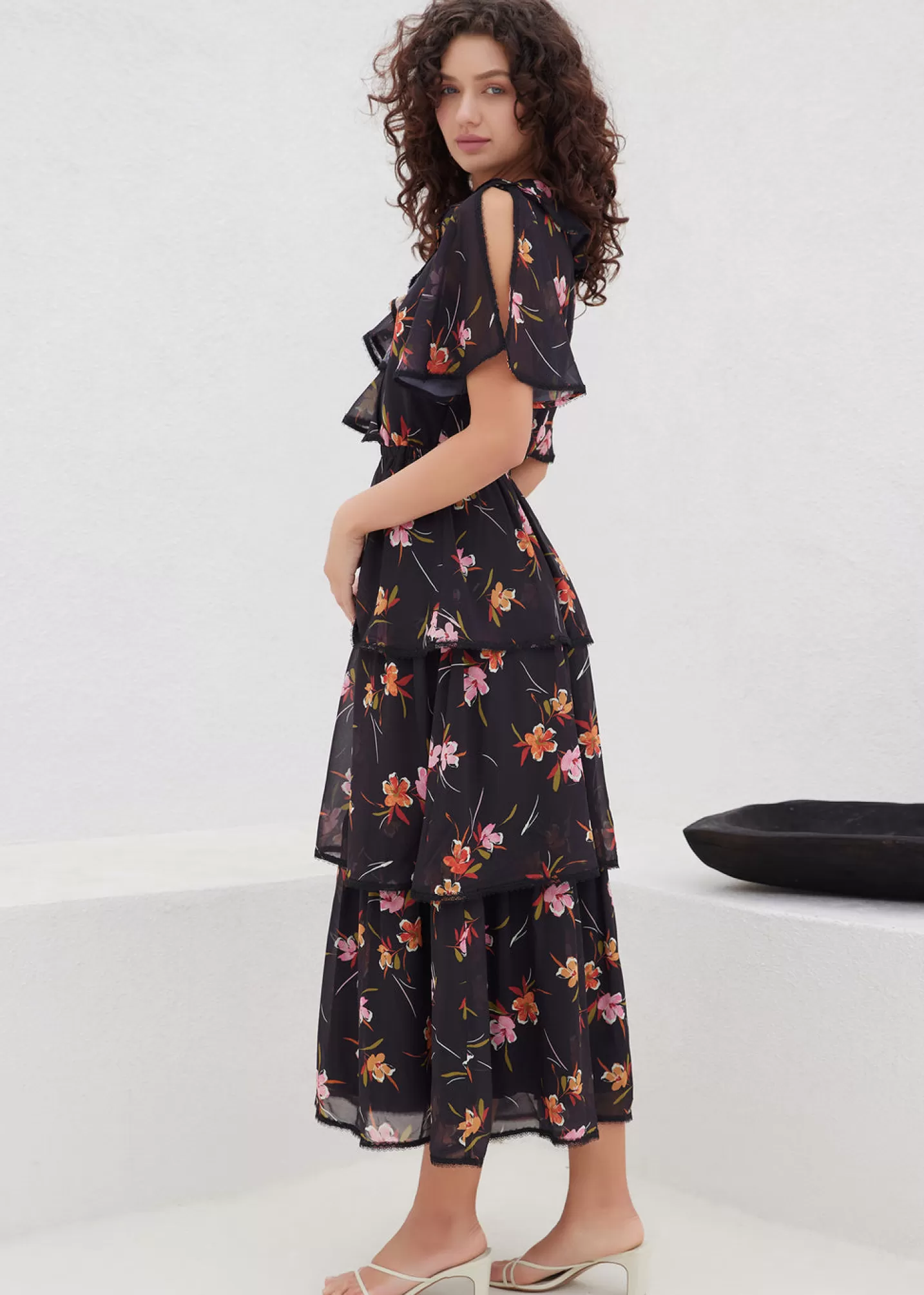 Lost + Wander Dresses*Beachy Oasis Maxi Dress BLACK-MULTI-FLORAL